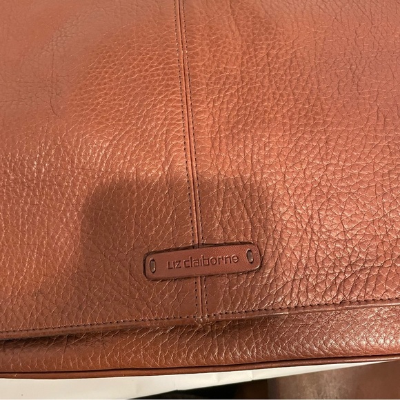 Liz Claiborne Brown Genuine Leather Shoulder/Crossbody Bag with Adjustable Strap - Picture 5 of 15